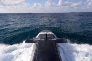 IDF-Submarine-1-640x426