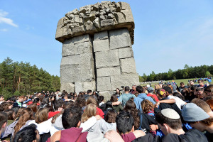 Holocaust Memorial Day