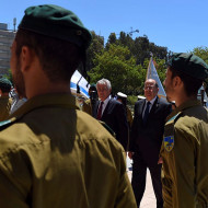 Moshe Yaalon and Chuck Hagel