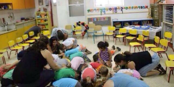bomb-shelter-children-