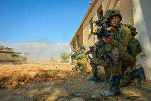 IDF soldiers train to content with the tunnel threat. (Photo: IDF Spokesman Unit).