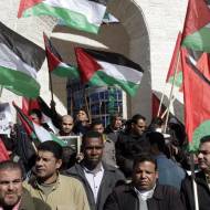 Palestinians protest