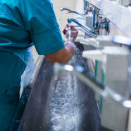 Preventing hospital infection. (Shutterstock)