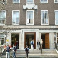 School of Oriental and African Studies. (WIkipedia)