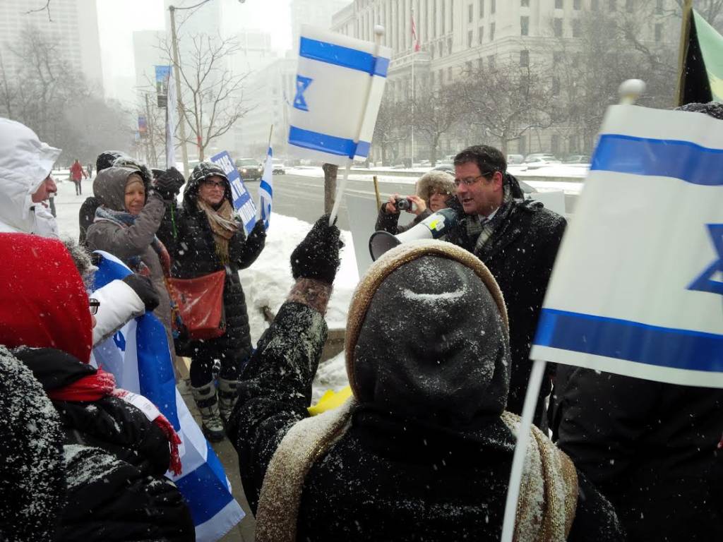 Toronto rally against Iran deal