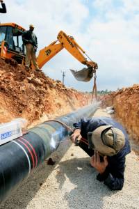 Laying water pipes.
