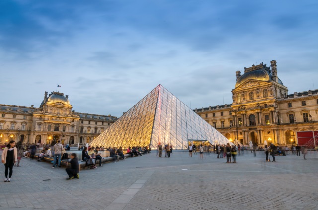 Louvre