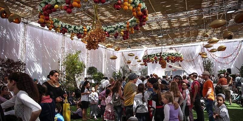Sukkah at Jerusalem City Hall