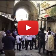 Muslims Instigate Confrontation with Jews in Old City Jerusalem