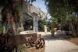 EIN HOD
