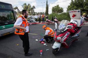 Medics at the scene of a Palestinian terror attack in Jerusalem last month. (Yonatan Sindel/Flash90)