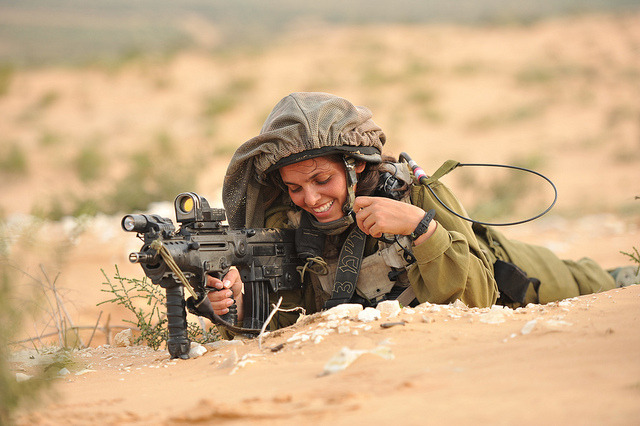 Caracal female IDF
