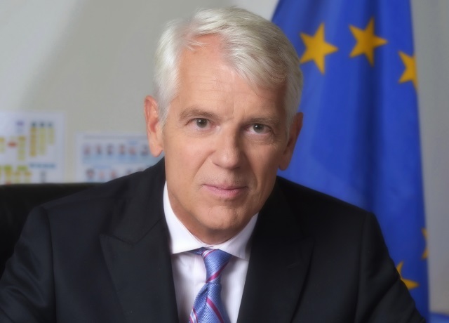 Lars Faaborg-Andersen