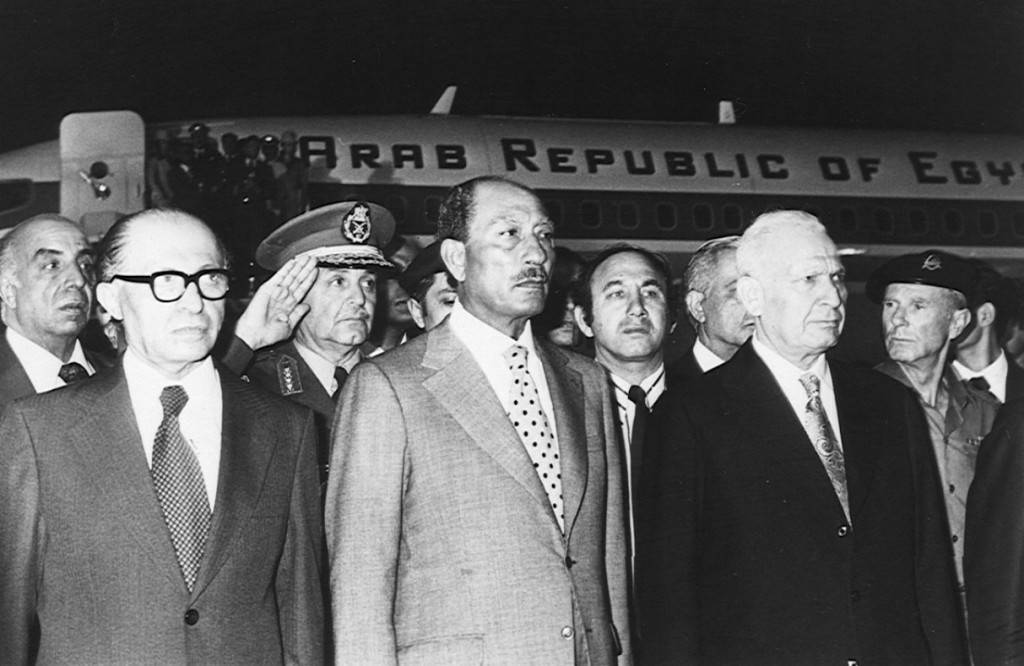Sadat lands in Israel