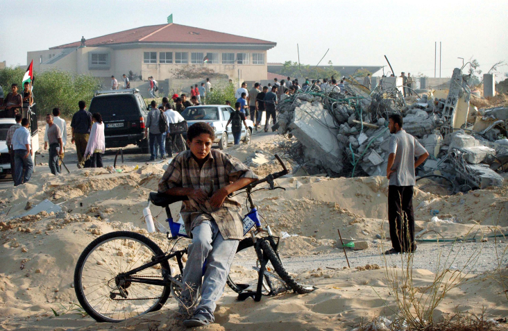 Palestinians Gush Katif