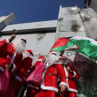 Anti Israel santa