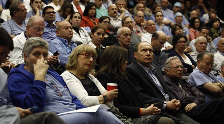 Israeli doctors