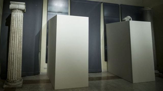 boxed statue Rome Iran