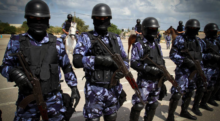 Palestinian policemen