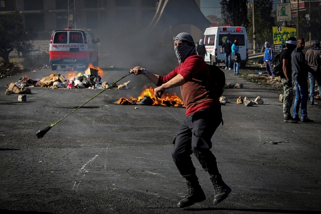 Palestinian rock throwing