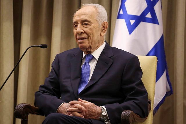 Peres