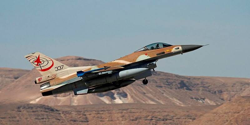 F-16