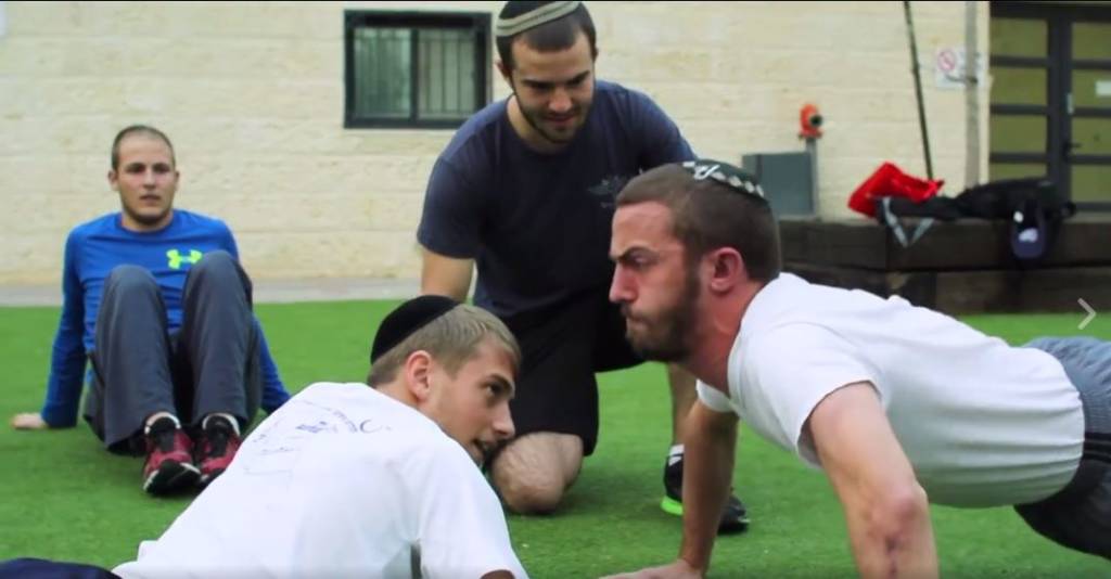 Lev HaChayal lone soldiers support system