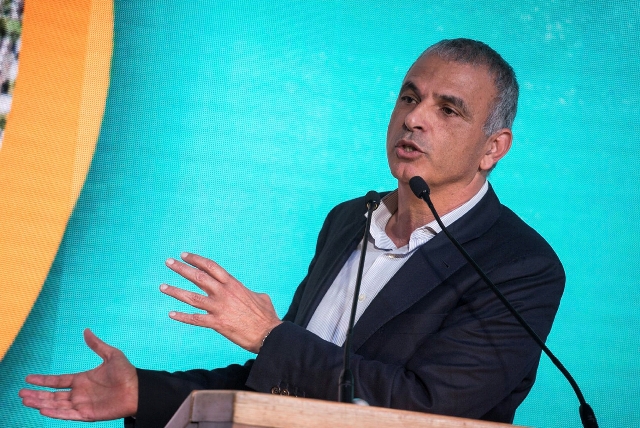 Moshe Kahlon