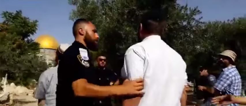 Jews arrested for praying on Temple Mount
