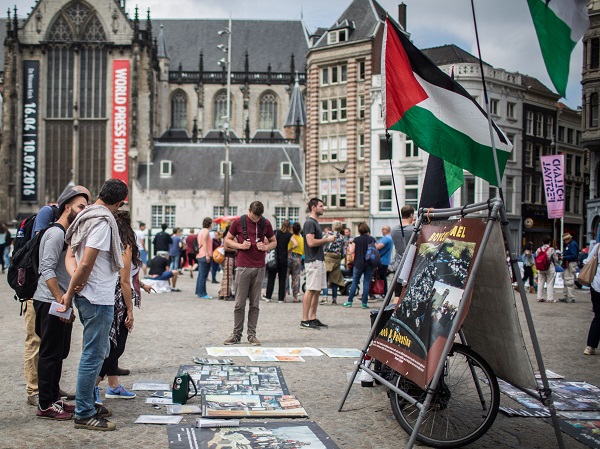 Anti-Israeli propaganda on display in Europe.(Hadas Parush/Flash90)