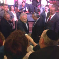 PM Netanyahu greets UWI Founder Michael Gerbitz at media conference in Jerusalem (Photo: UWI)