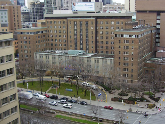 Toronto_Sick_Children_Hospital_Aerial_View-640x480