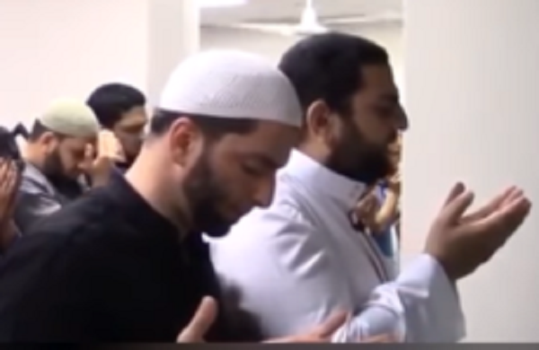 Toronto Masjid Mosque (YouTube Screenshot)