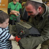 chanukah idf gifts