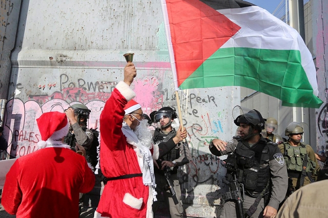 Anti-Israel Santa