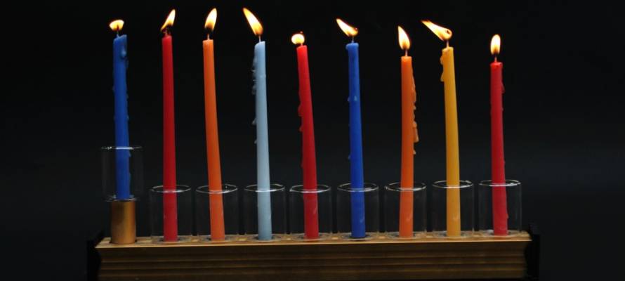 chanukah menorah