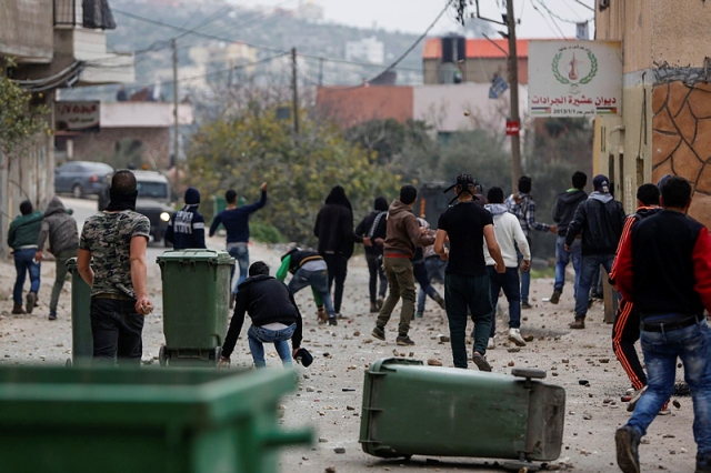Palestinian rioters in Jenin