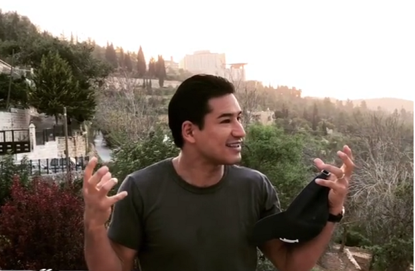 Mario Lopez. (Instagram)