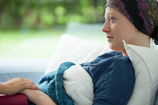 Cancer patient. (illustrative) (shutterstock)
