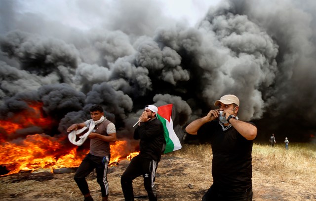 Palestinian protesters