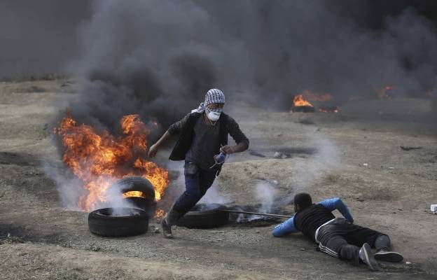 Palestinian rioters
