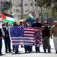 Palestinain march against the US and Trump
