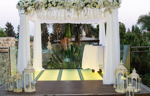 Chuppah, Wedding