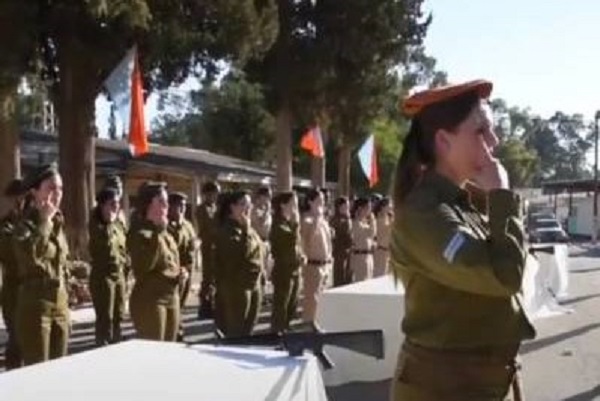 IDF soldiers sign the national anthem. (Screenshot)