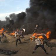 Palestinians riot on Israel's border