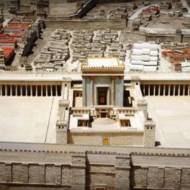 Model of the Second Temple in Jerusalem. (Screenshot)