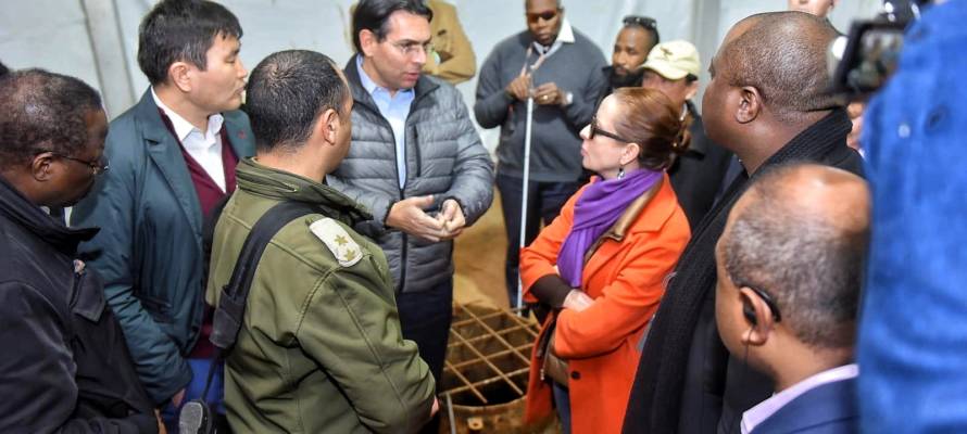 Danny Danon leads a U.N. tour of a Hezbollah terror tunnel. (GPO)