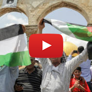 Muslims on the Jewish Temple Mount. (Sliman Khader/Flash90)