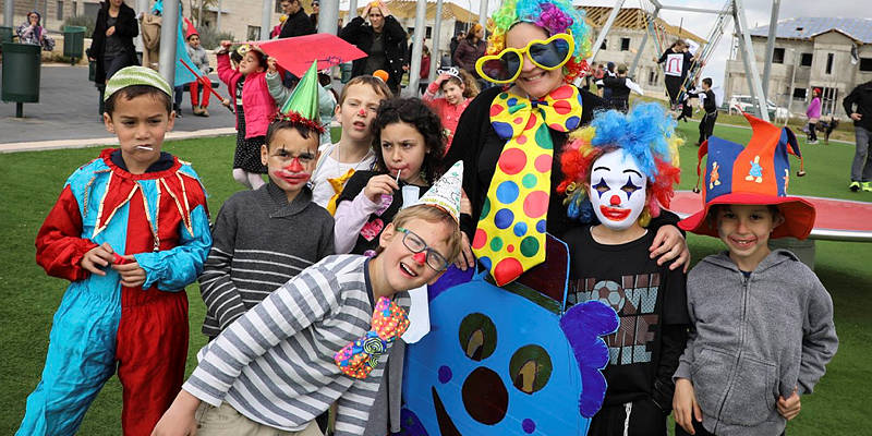 Purim children Efrat