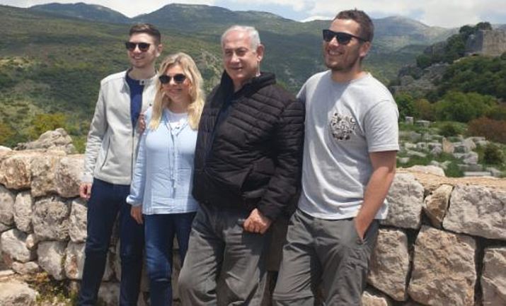 Netanyahu family on Golan.v2